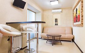 Luxury Studios On Nauki Avenue